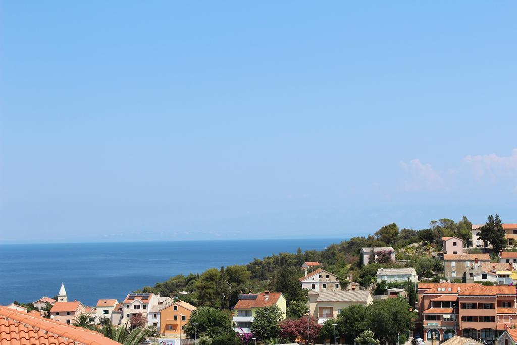 Apartment Muzic Mali Lošinj Quarto foto